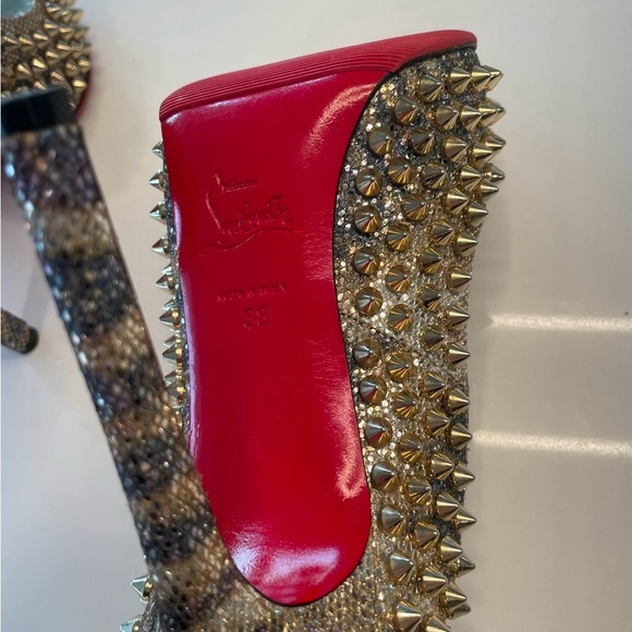 Louboutin heels - Picture 9 of 9